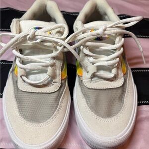 Vans Rainbow Stripe Canvas Skate US Men's Size 6 Women’s 8 White Embroidered